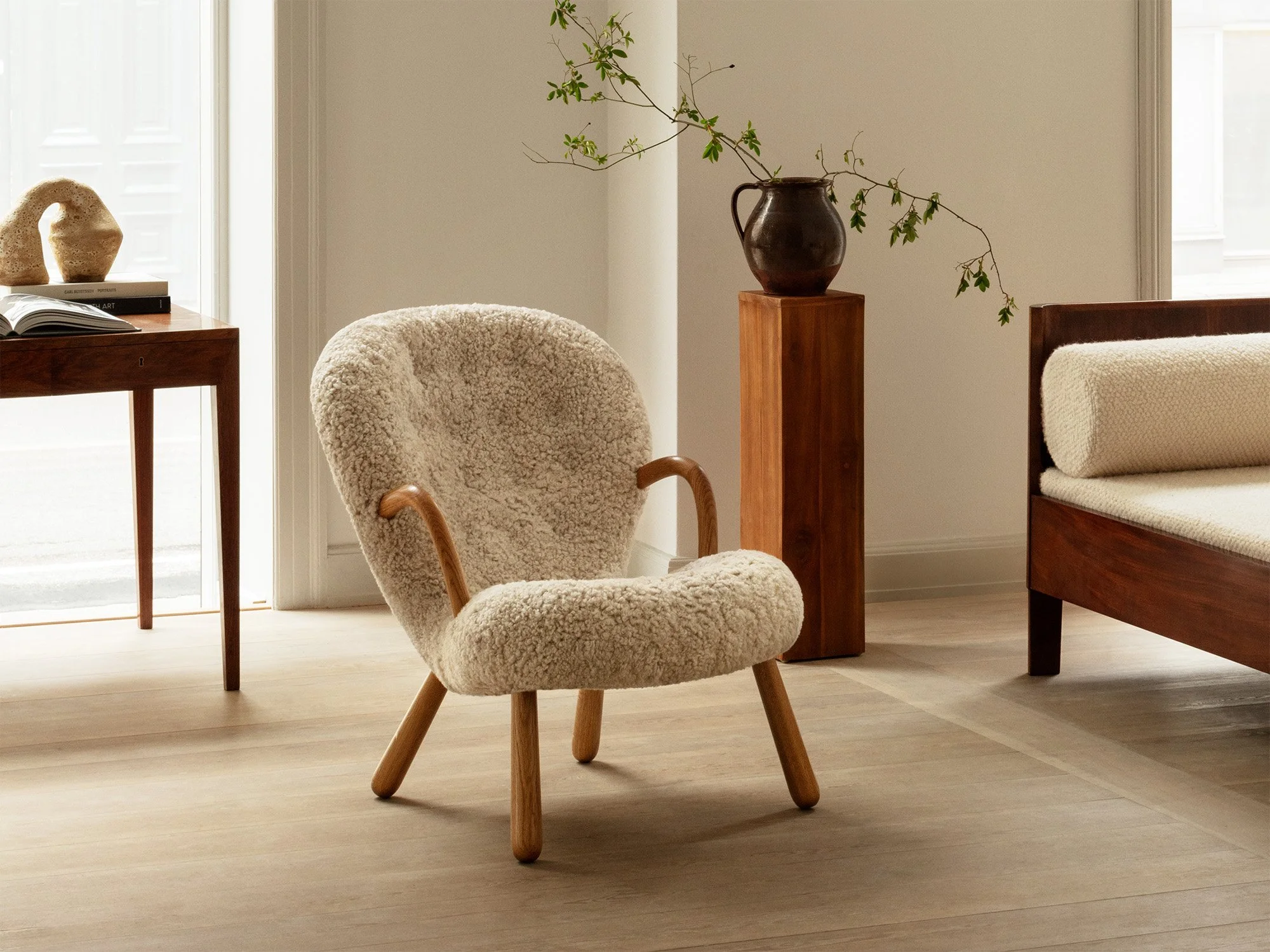 The Clam Chair by Arnold Madsen produced by Dagmar — GESTALT NEW YORK